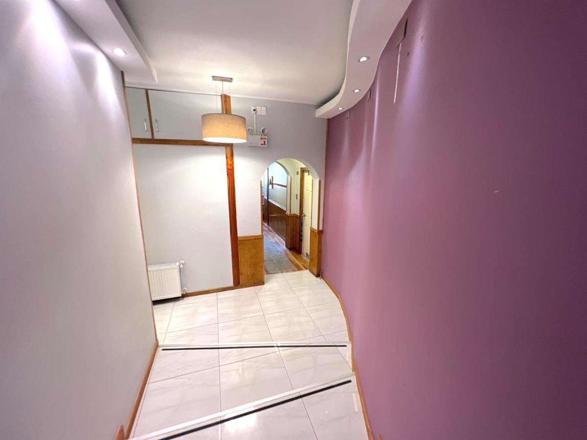 푼타아레나스 Incredible Downtown Duplex With Interior Backyard 아파트 외부 사진