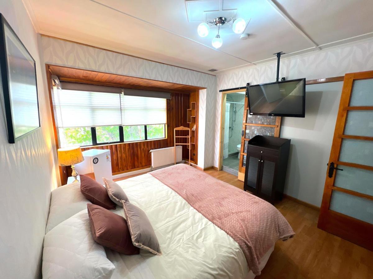 푼타아레나스 Incredible Downtown Duplex With Interior Backyard 아파트 외부 사진