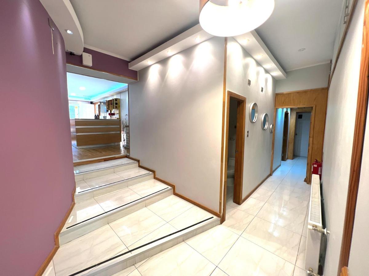 푼타아레나스 Incredible Downtown Duplex With Interior Backyard 아파트 외부 사진