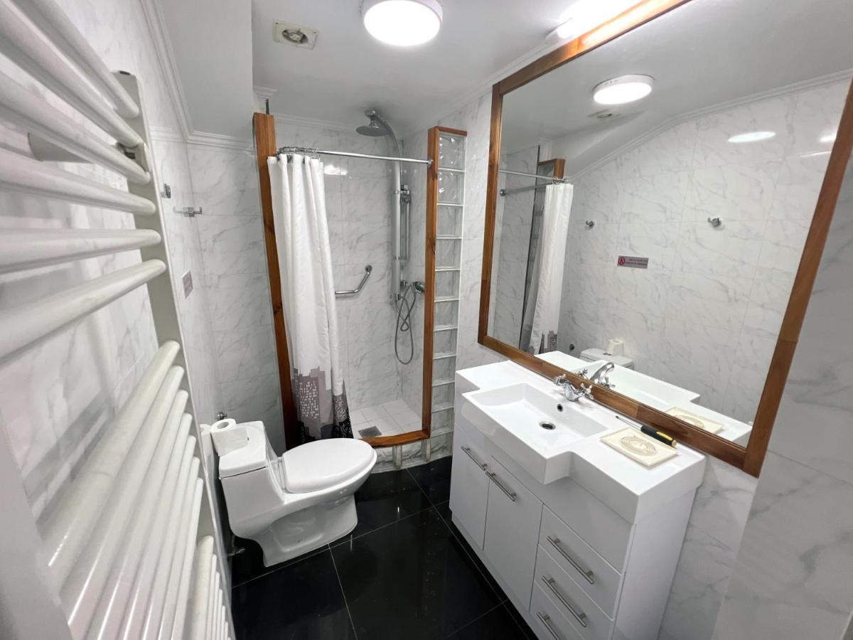 푼타아레나스 Incredible Downtown Duplex With Interior Backyard 아파트 외부 사진