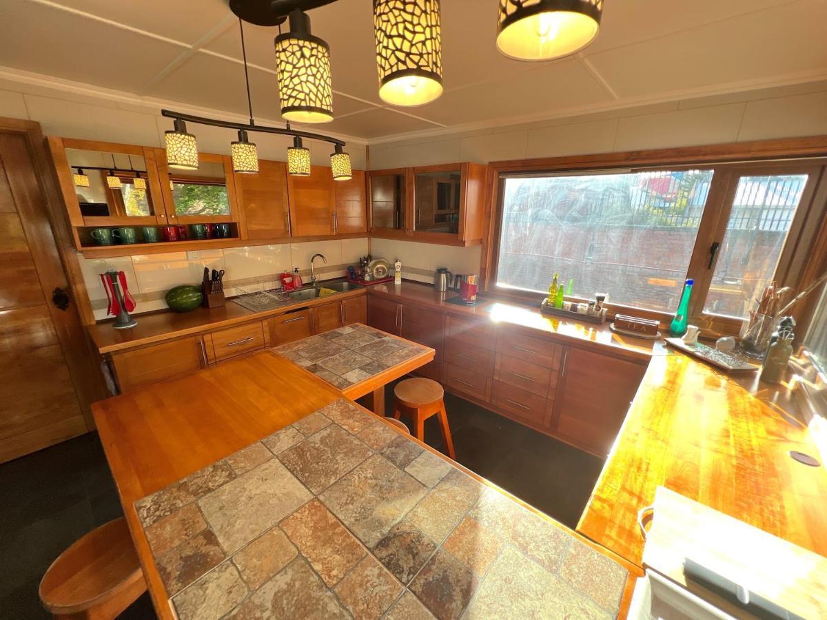푼타아레나스 Incredible Downtown Duplex With Interior Backyard 아파트 외부 사진