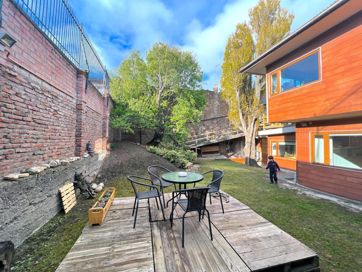 푼타아레나스 Incredible Downtown Duplex With Interior Backyard 아파트 외부 사진